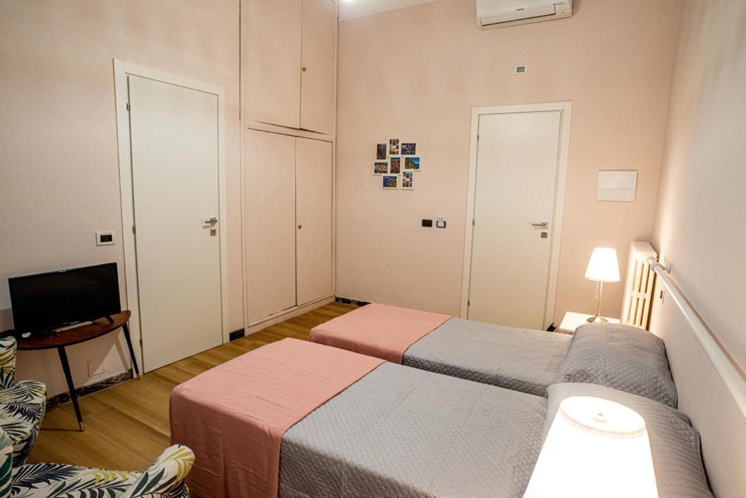 Charlotte Appartamento Con Parcheggio, 5 Terre, Vicino Stazione Специя Екстериор снимка