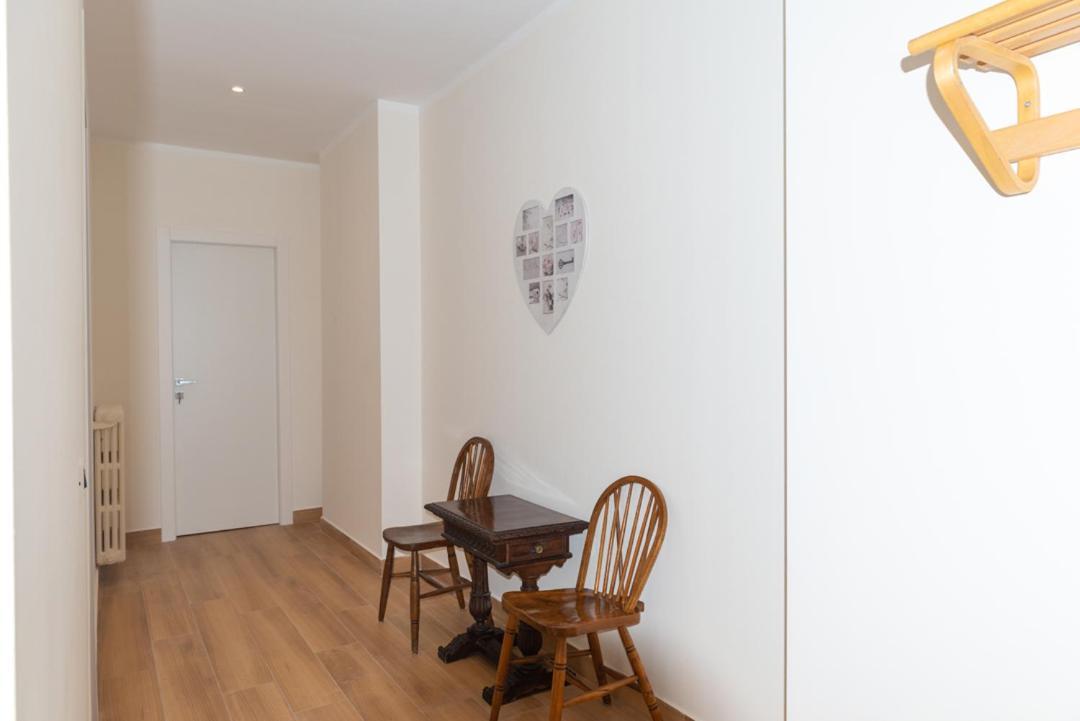 Charlotte Appartamento Con Parcheggio, 5 Terre, Vicino Stazione Специя Екстериор снимка